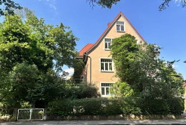 Predaj domu 630 m², pozemok 1.140 m², Hermann -Fischer-Allee 20, Donaueschingen, Bádensko-Wurttembersko Predaj domu 630 m², pozemok 1.140 m², Hermann -Fischer-Allee 20, Donaueschingen, Bádensko-Wurttembersko