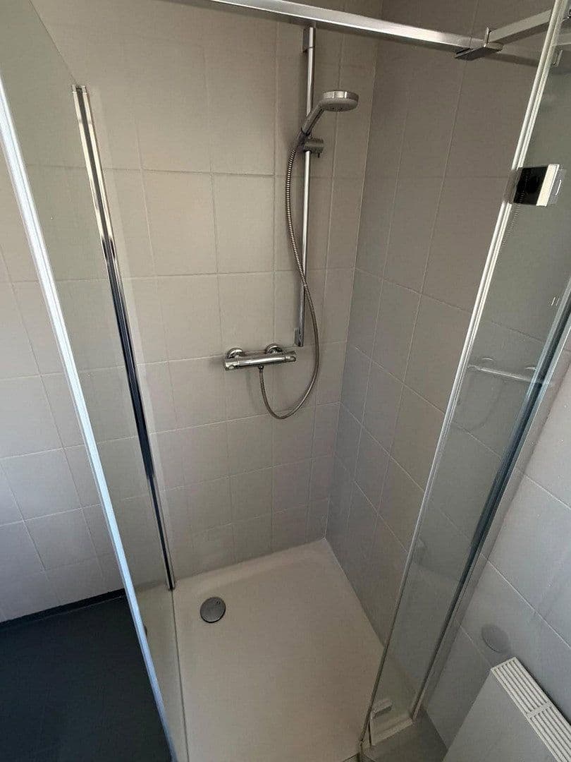 Prenájom bytu 3-izbový 98 m², Eilendorfer Straße 102, Aachen, Severné Porýnie - Westfálsko Prenájom bytu 3-izbový 98 m², Eilendorfer Straße 102, Aachen, Severné Porýnie - Westfálsko