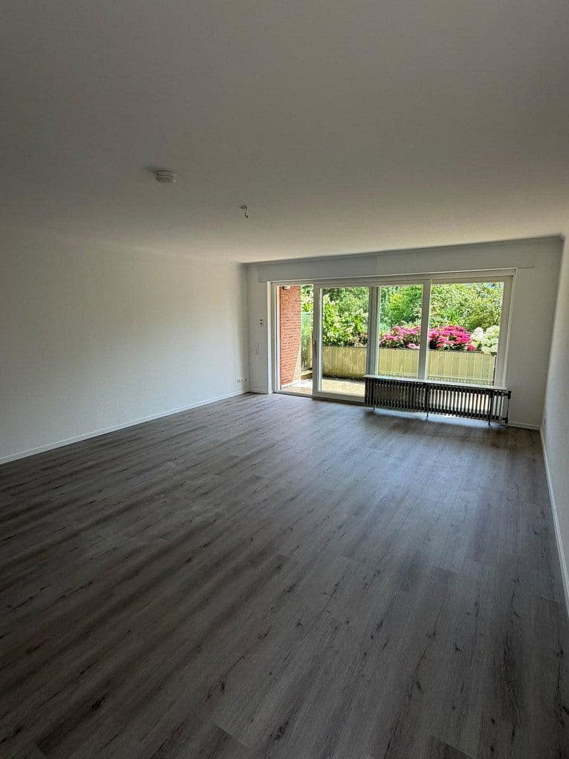 Prenájom bytu 3-izbový 98 m², Eilendorfer Straße 102, Aachen, Severné Porýnie - Westfálsko Prenájom bytu 3-izbový 98 m², Eilendorfer Straße 102, Aachen, Severné Porýnie - Westfálsko