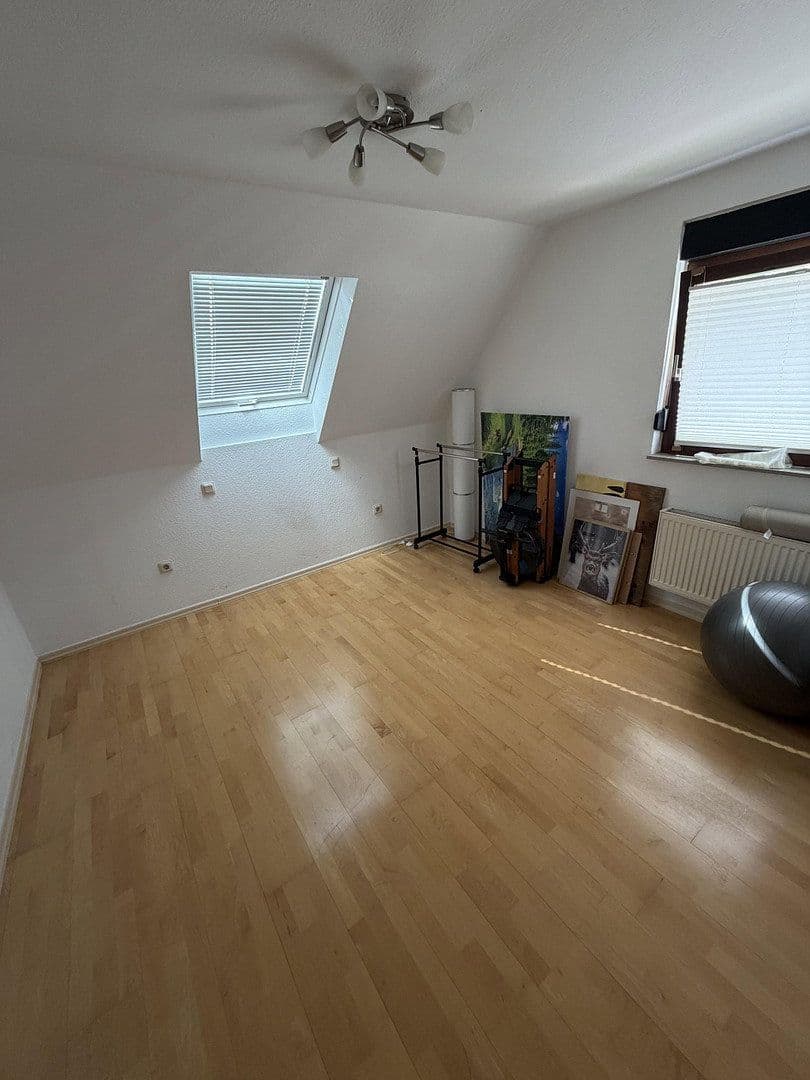 Prenájom domu 168 m², pozemok 400 m², Zülpich, Severné Porýnie - Westfálsko Prenájom domu 168 m², pozemok 400 m², Zülpich, Severné Porýnie - Westfálsko