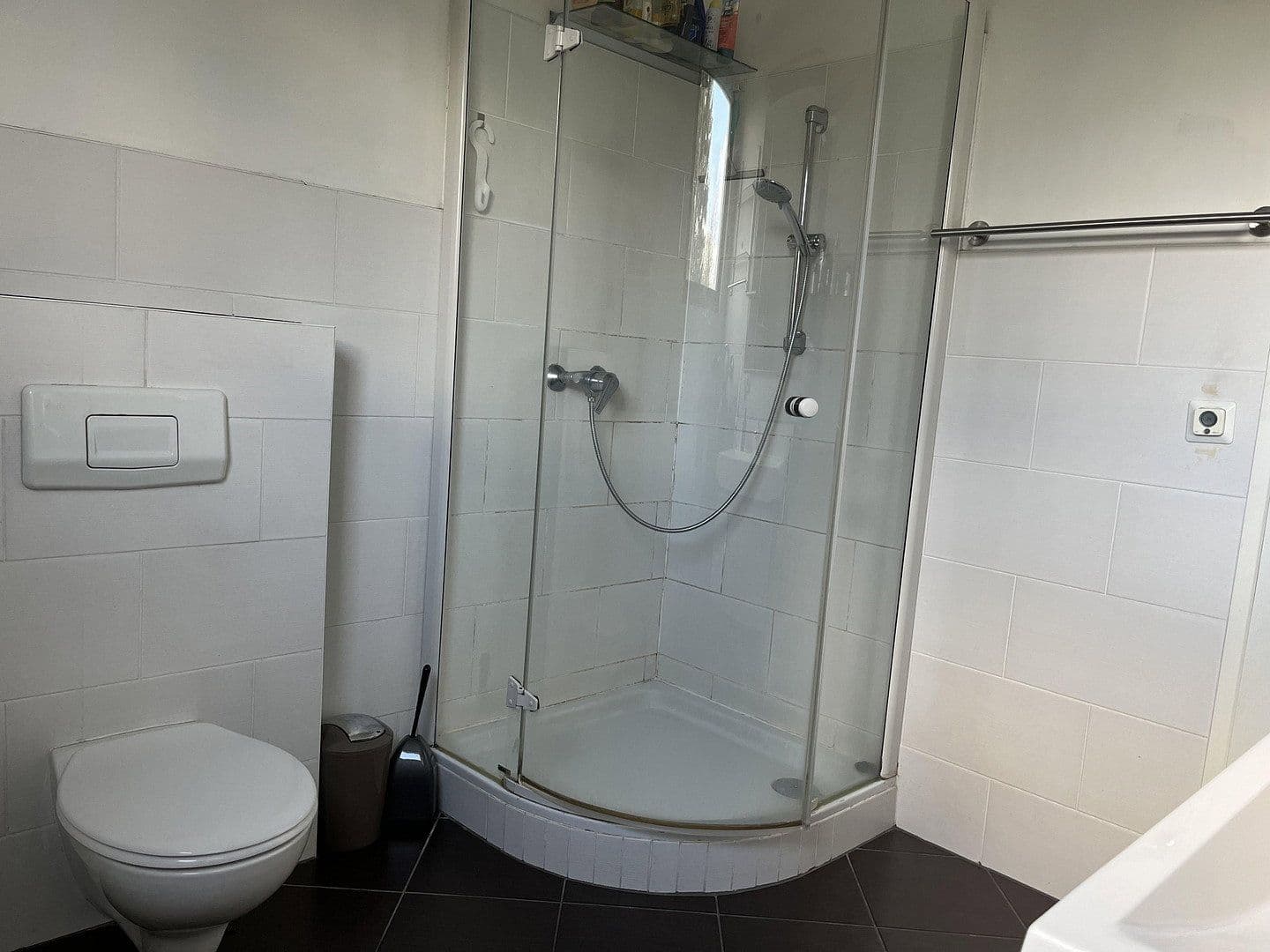 Predaj domu 155 m², pozemok 250 m², Taunusstraße 85a, Oberursel (Taunus), Hesensko Predaj domu 155 m², pozemok 250 m², Taunusstraße 85a, Oberursel (Taunus), Hesensko