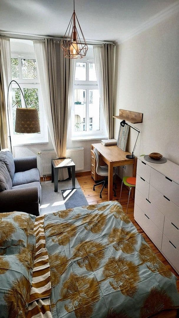 Prenájom bytu 2-izbový 56 m², Berlin, Berlín Prenájom bytu 2-izbový 56 m², Berlin, Berlín