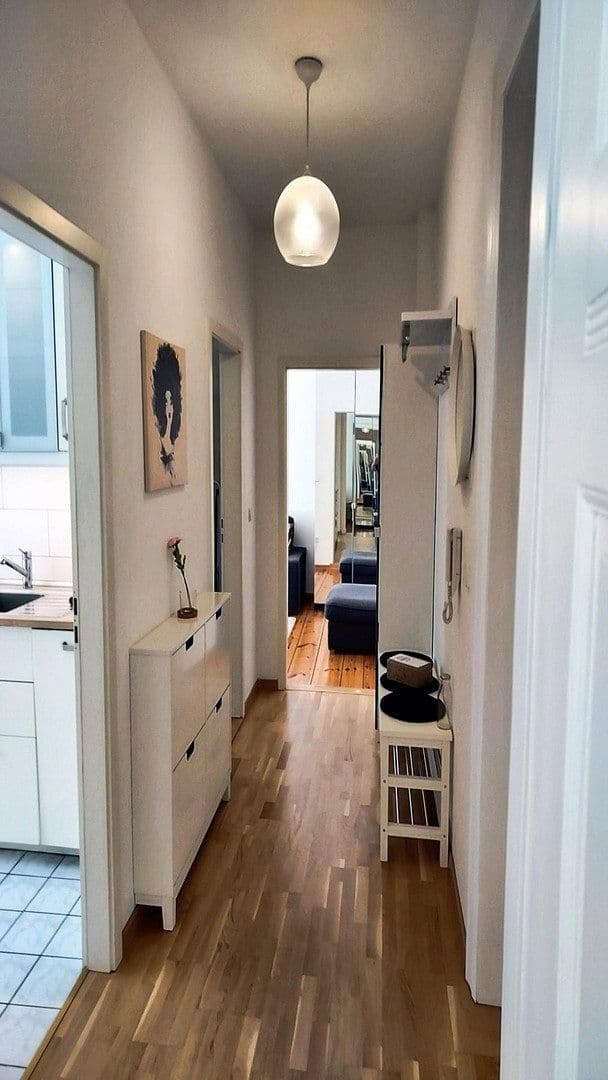 Prenájom bytu 2-izbový 56 m², Berlin, Berlín Prenájom bytu 2-izbový 56 m², Berlin, Berlín