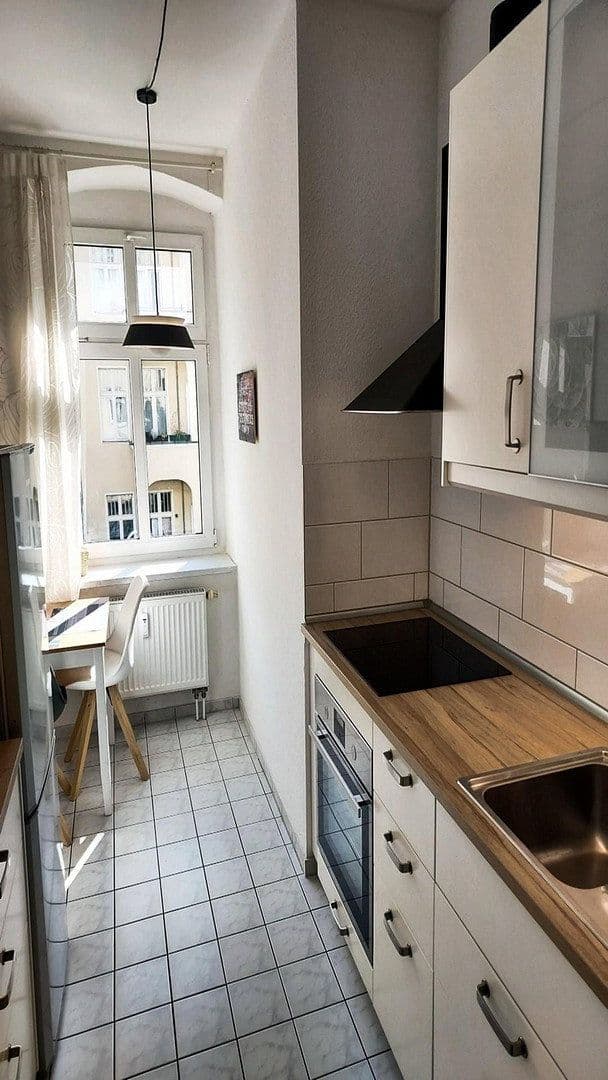 Prenájom bytu 2-izbový 56 m², Berlin, Berlín Prenájom bytu 2-izbový 56 m², Berlin, Berlín