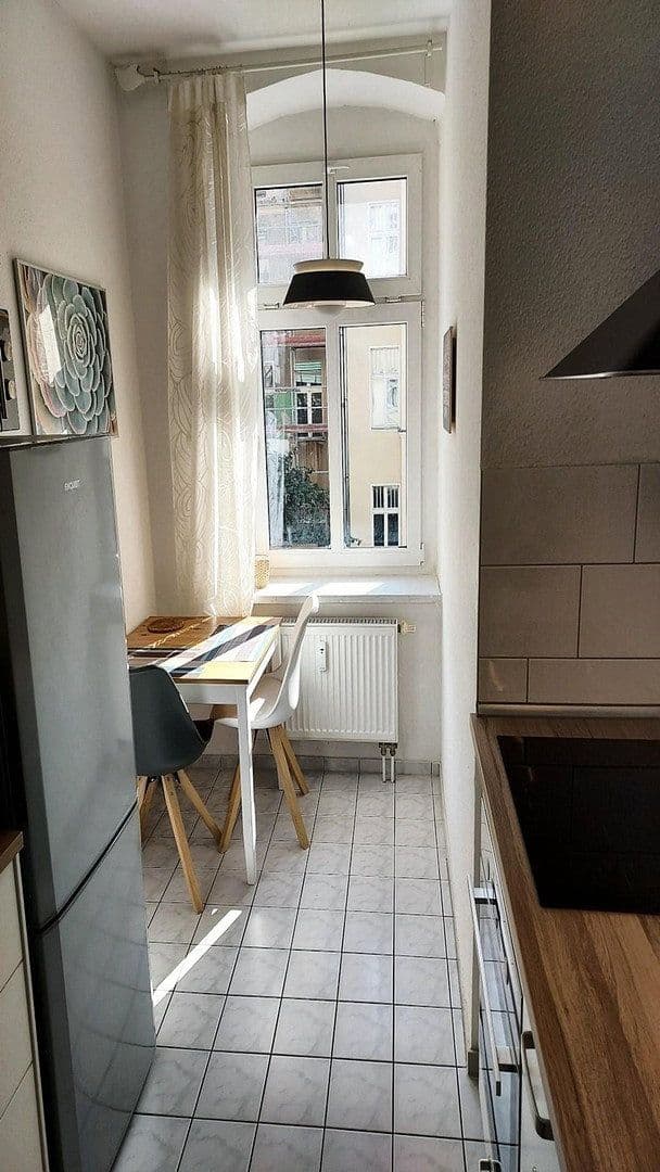 Prenájom bytu 2-izbový 56 m², Berlin, Berlín Prenájom bytu 2-izbový 56 m², Berlin, Berlín