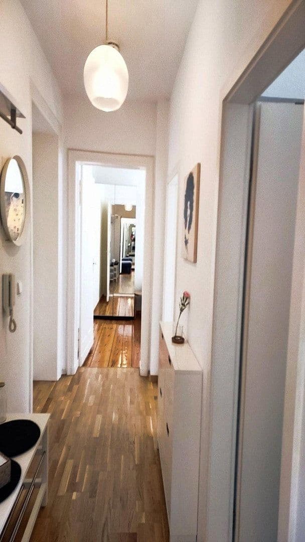 Prenájom bytu 2-izbový 56 m², Berlin, Berlín Prenájom bytu 2-izbový 56 m², Berlin, Berlín