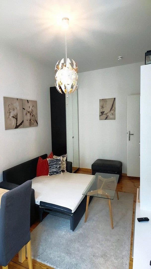 Prenájom bytu 2-izbový 56 m², Berlin, Berlín Prenájom bytu 2-izbový 56 m², Berlin, Berlín