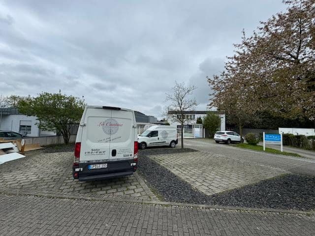 Prenájom nebytového priestoru 2.024 m², Schlierbach, Bádensko-Wurttembersko Prenájom nebytového priestoru 2.024 m², Schlierbach, Bádensko-Wurttembersko