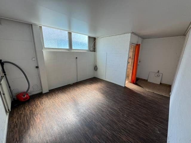 Prenájom nebytového priestoru 2.024 m², Schlierbach, Bádensko-Wurttembersko Prenájom nebytového priestoru 2.024 m², Schlierbach, Bádensko-Wurttembersko
