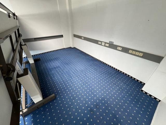 Prenájom nebytového priestoru 2.024 m², Schlierbach, Bádensko-Wurttembersko Prenájom nebytového priestoru 2.024 m², Schlierbach, Bádensko-Wurttembersko