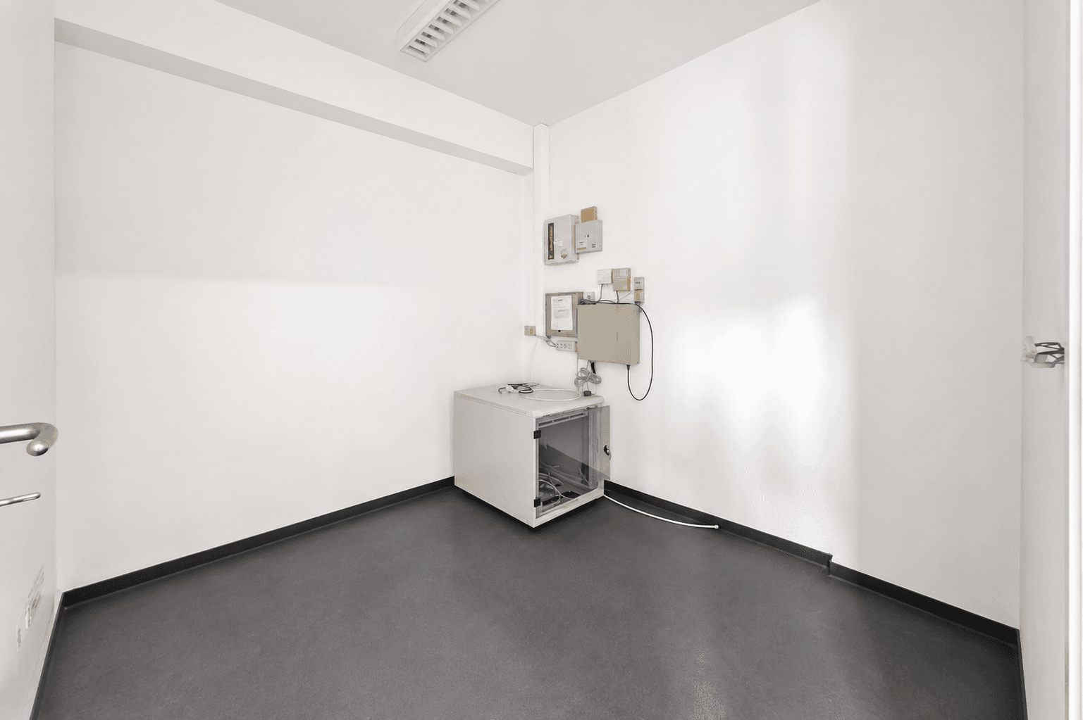 Prenájom kancelárie 364 m², Döppersberg 19, Wuppertal, Severné Porýnie - Westfálsko Prenájom kancelárie 364 m², Döppersberg 19, Wuppertal, Severné Porýnie - Westfálsko