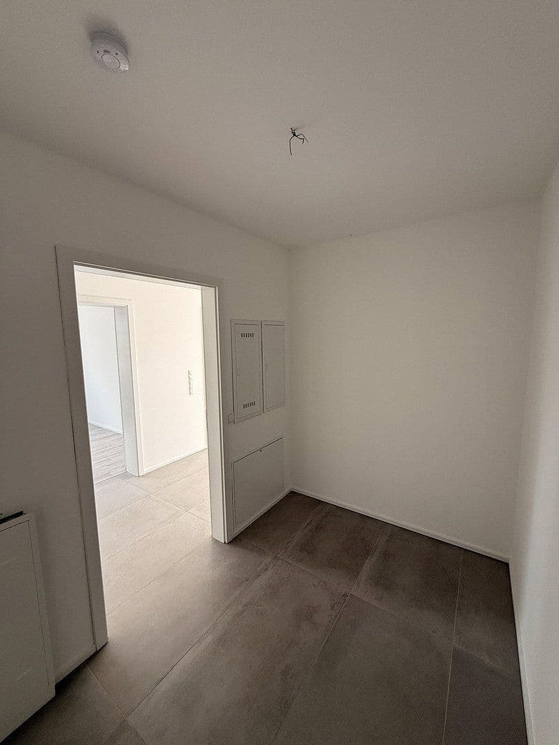 Prenájom bytu 3-izbový 115 m², Höhenstraße 2, Hümmerich, Porýnie-Falcko Prenájom bytu 3-izbový 115 m², Höhenstraße 2, Hümmerich, Porýnie-Falcko