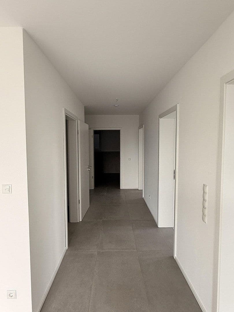 Prenájom bytu 3-izbový 115 m², Höhenstraße 2, Hümmerich, Porýnie-Falcko Prenájom bytu 3-izbový 115 m², Höhenstraße 2, Hümmerich, Porýnie-Falcko