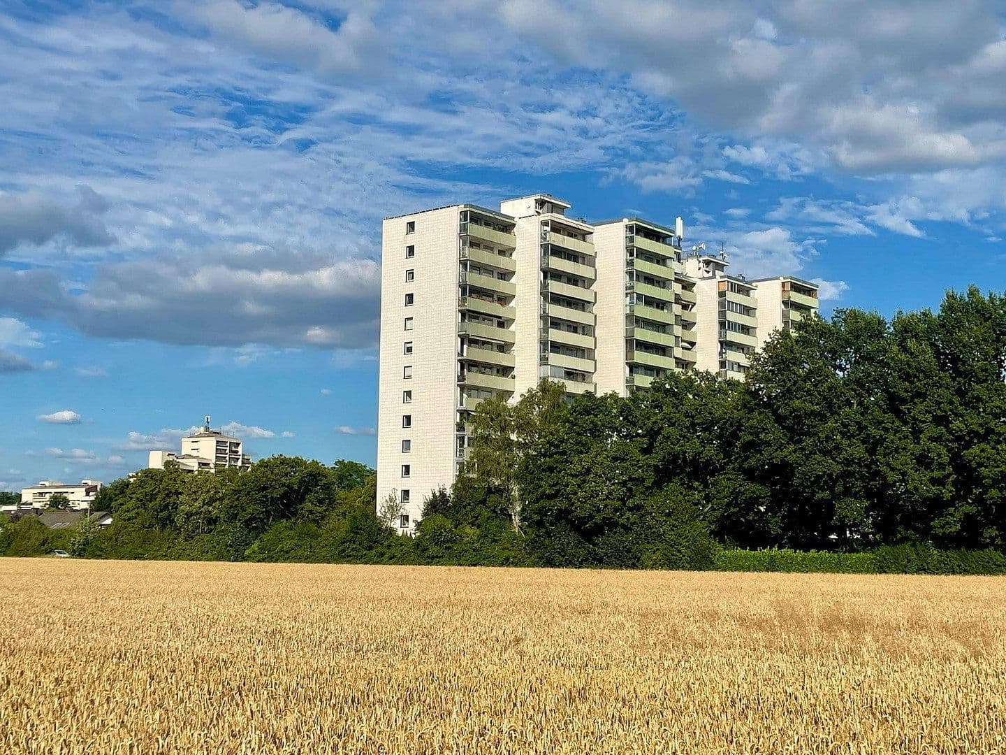 Prenájom bytu 3-izbový 90 m², Kaarst, Severné Porýnie - Westfálsko Prenájom bytu 3-izbový 90 m², Kaarst, Severné Porýnie - Westfálsko