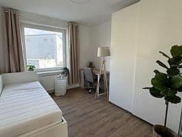Prenájom bytu 5-izbový 90 m², Braunschweig, Dolné Sasko Prenájom bytu 5-izbový 90 m², Braunschweig, Dolné Sasko