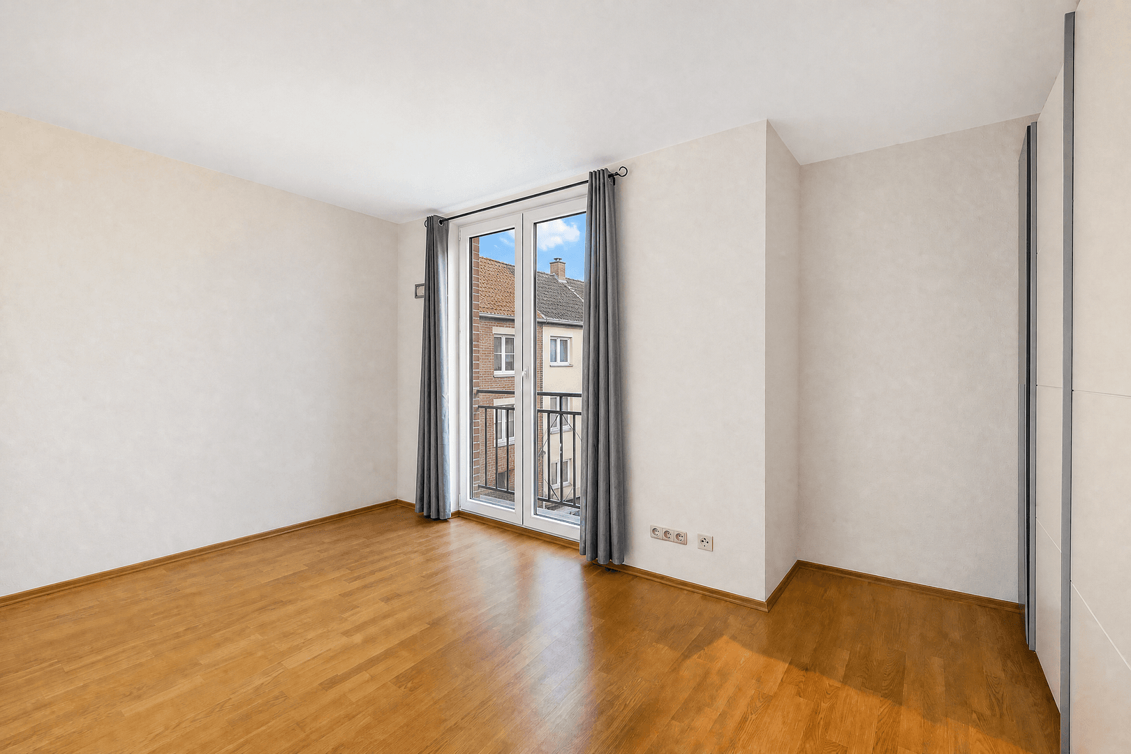 Predaj bytu 3-izbový 104 m², Mainz, Porýnie-Falcko Predaj bytu 3-izbový 104 m², Mainz, Porýnie-Falcko