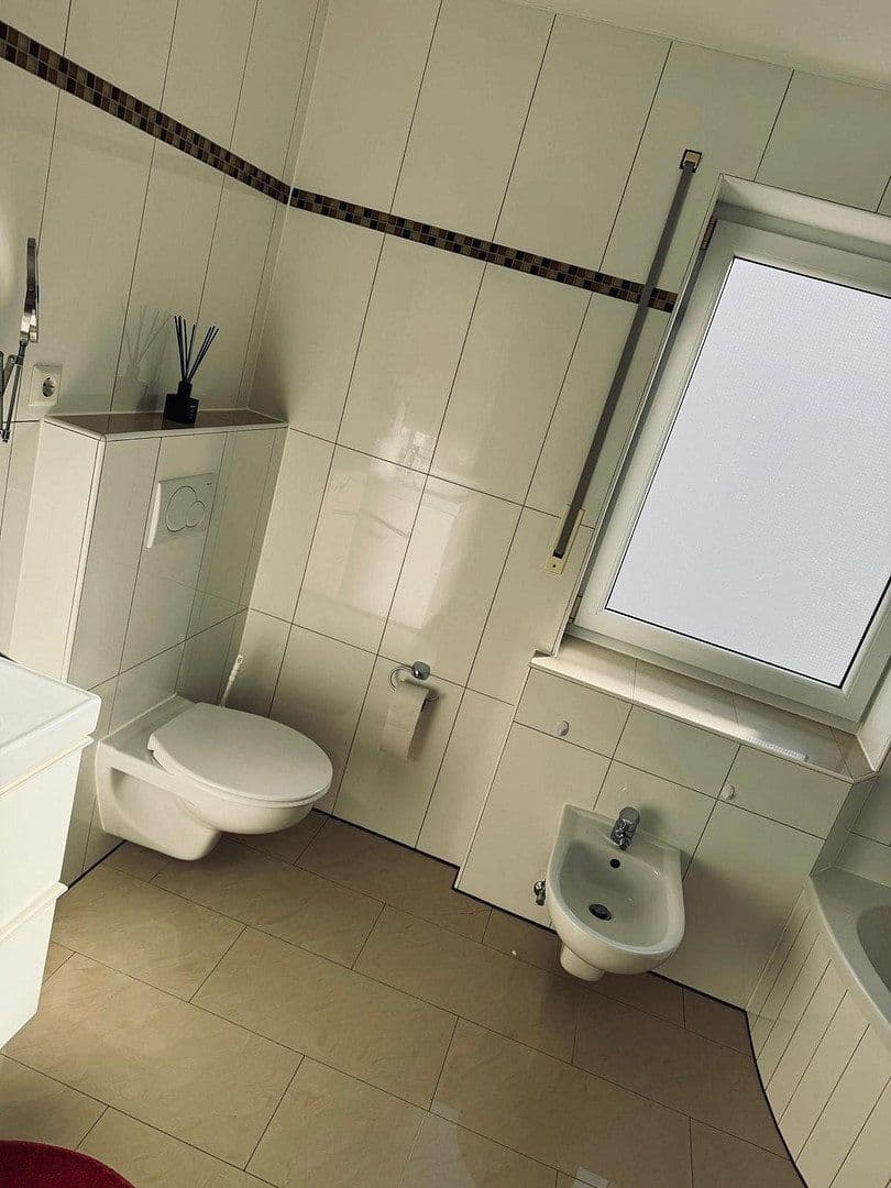 Predaj domu 180 m², pozemok 300 m², Künzelsau, Bádensko-Wurttembersko Predaj domu 180 m², pozemok 300 m², Künzelsau, Bádensko-Wurttembersko