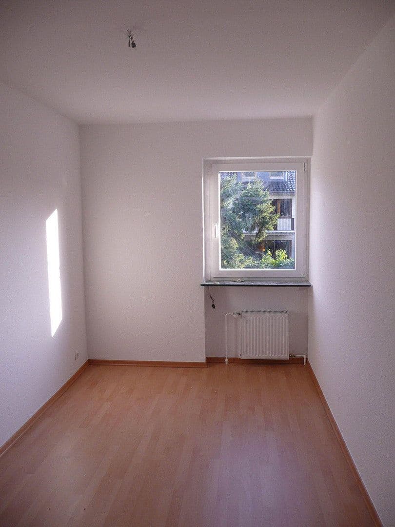 Prenájom domu 91 m², pozemok 180 m², Köln-Porz, Severné Porýnie - Westfálsko Prenájom domu 91 m², pozemok 180 m², Köln-Porz, Severné Porýnie - Westfálsko