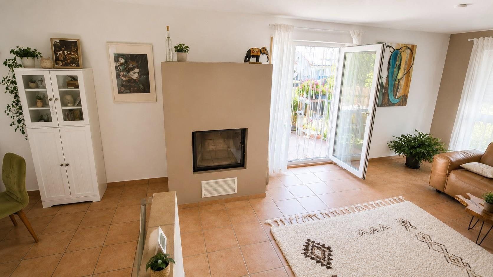Prenájom bytu 5-izbový 125 m², Westumer Straße 19, Sinzig, Porýnie-Falcko Prenájom bytu 5-izbový 125 m², Westumer Straße 19, Sinzig, Porýnie-Falcko
