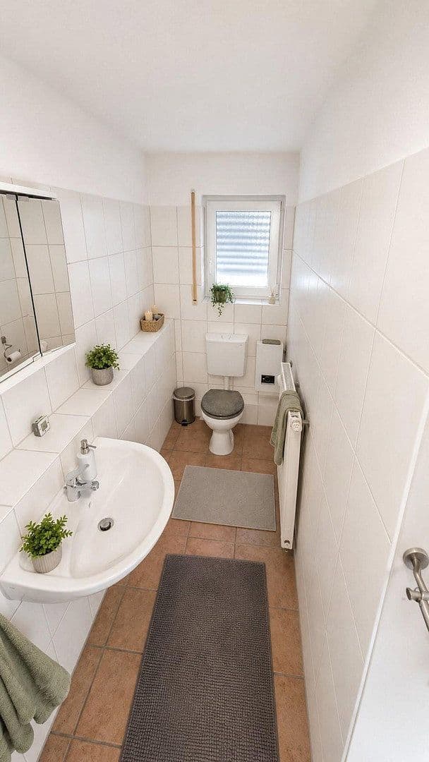Prenájom bytu 5-izbový 125 m², Westumer Straße 19, Sinzig, Porýnie-Falcko Prenájom bytu 5-izbový 125 m², Westumer Straße 19, Sinzig, Porýnie-Falcko
