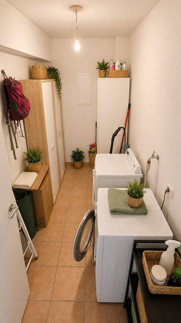 Prenájom bytu 5-izbový 125 m², Westumer Straße 19, Sinzig, Porýnie-Falcko Prenájom bytu 5-izbový 125 m², Westumer Straße 19, Sinzig, Porýnie-Falcko