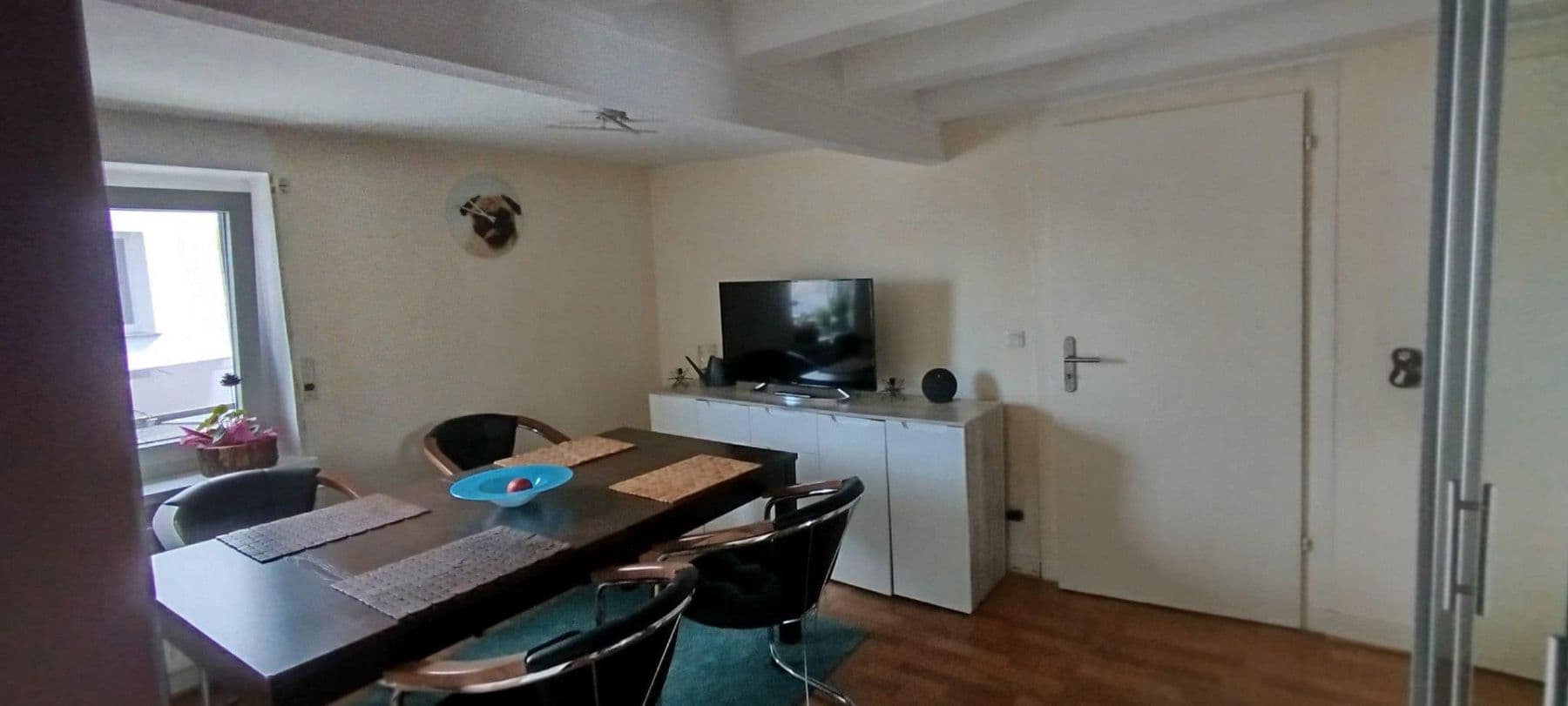Prenájom bytu 5-izbový 105 m², Mettmann, Severné Porýnie - Westfálsko Prenájom bytu 5-izbový 105 m², Mettmann, Severné Porýnie - Westfálsko