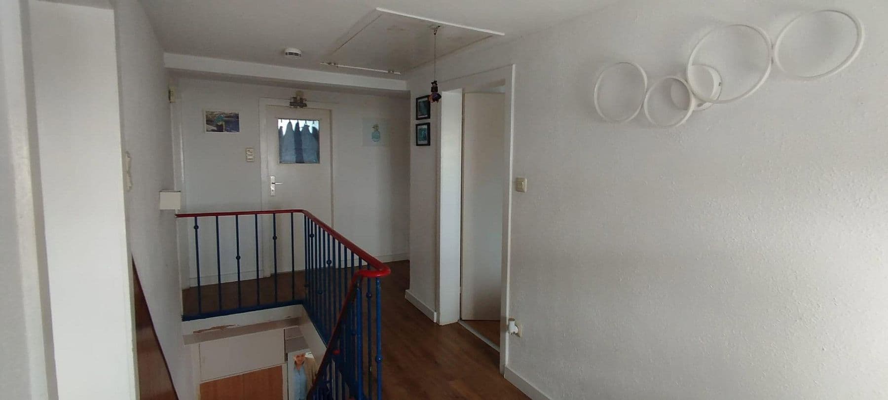Prenájom bytu 5-izbový 105 m², Mettmann, Severné Porýnie - Westfálsko Prenájom bytu 5-izbový 105 m², Mettmann, Severné Porýnie - Westfálsko