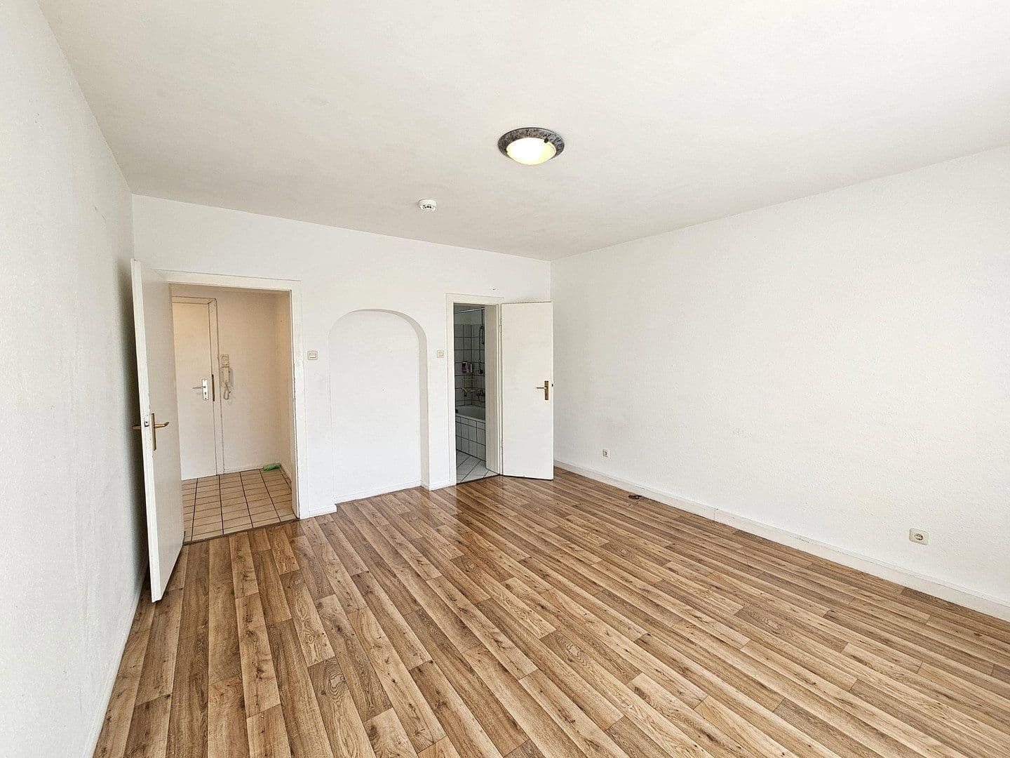 Predaj bytu 2-izbový 46 m², Sonnenstr. 36, Düsseldorf, Severné Porýnie - Westfálsko Predaj bytu 2-izbový 46 m², Sonnenstr. 36, Düsseldorf, Severné Porýnie - Westfálsko