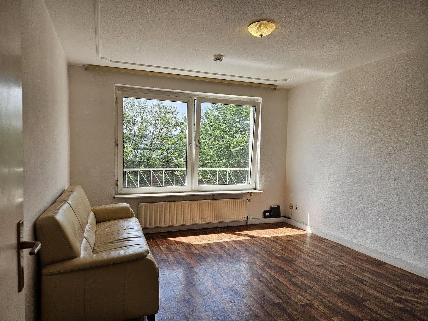 Predaj bytu 2-izbový 46 m², Sonnenstr. 36, Düsseldorf, Severné Porýnie - Westfálsko Predaj bytu 2-izbový 46 m², Sonnenstr. 36, Düsseldorf, Severné Porýnie - Westfálsko