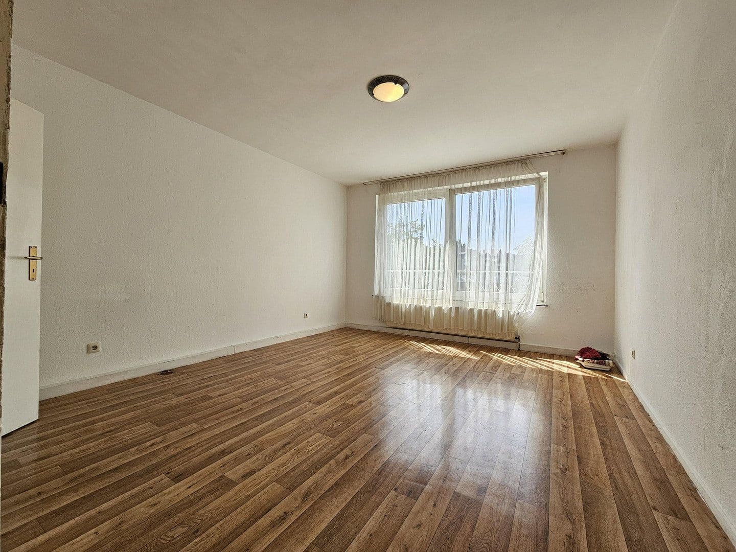 Predaj bytu 2-izbový 46 m², Sonnenstr. 36, Düsseldorf, Severné Porýnie - Westfálsko Predaj bytu 2-izbový 46 m², Sonnenstr. 36, Düsseldorf, Severné Porýnie - Westfálsko