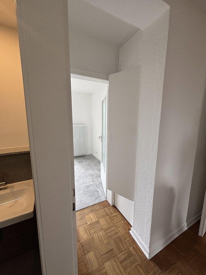 Prenájom bytu 2-izbový 62 m², Lothringer Str. 07-15, Oberhausen, Severné Porýnie - Westfálsko Prenájom bytu 2-izbový 62 m², Lothringer Str. 07-15, Oberhausen, Severné Porýnie - Westfálsko