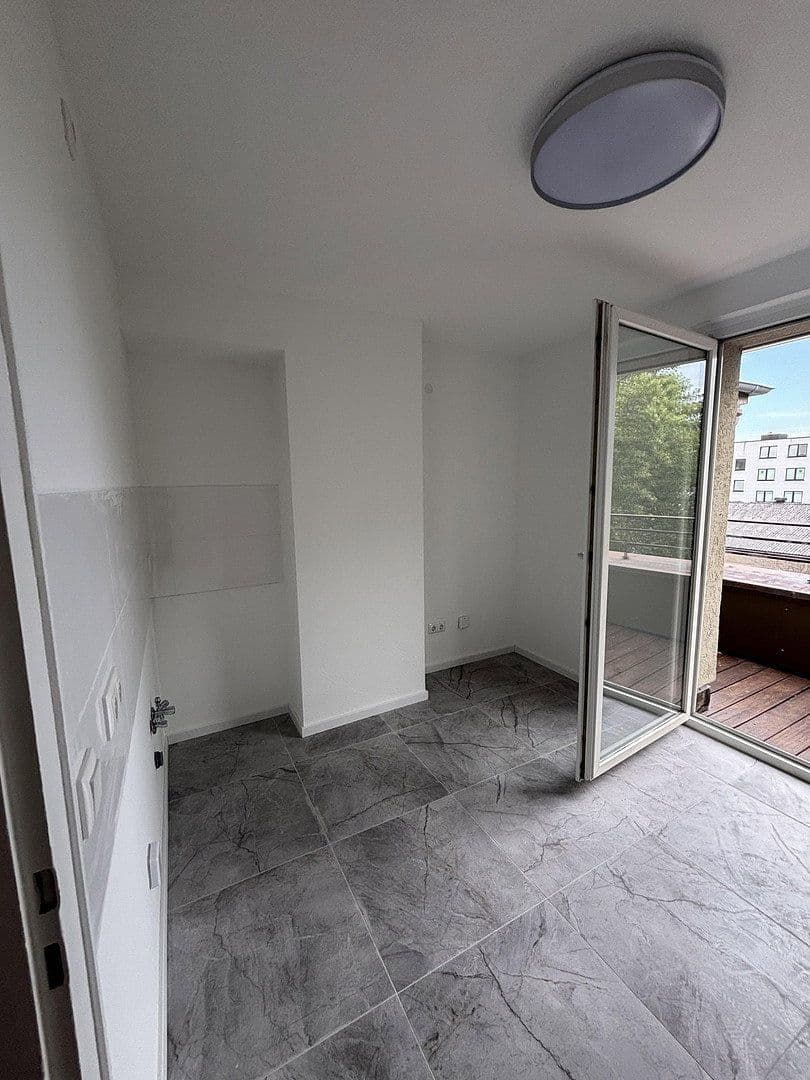 Prenájom bytu 2-izbový 62 m², Lothringer Str. 07-15, Oberhausen, Severné Porýnie - Westfálsko Prenájom bytu 2-izbový 62 m², Lothringer Str. 07-15, Oberhausen, Severné Porýnie - Westfálsko