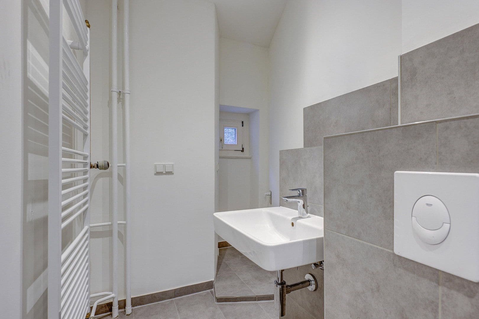 Predaj bytu 2-izbový 59 m², Berlin, Berlín Predaj bytu 2-izbový 59 m², Berlin, Berlín