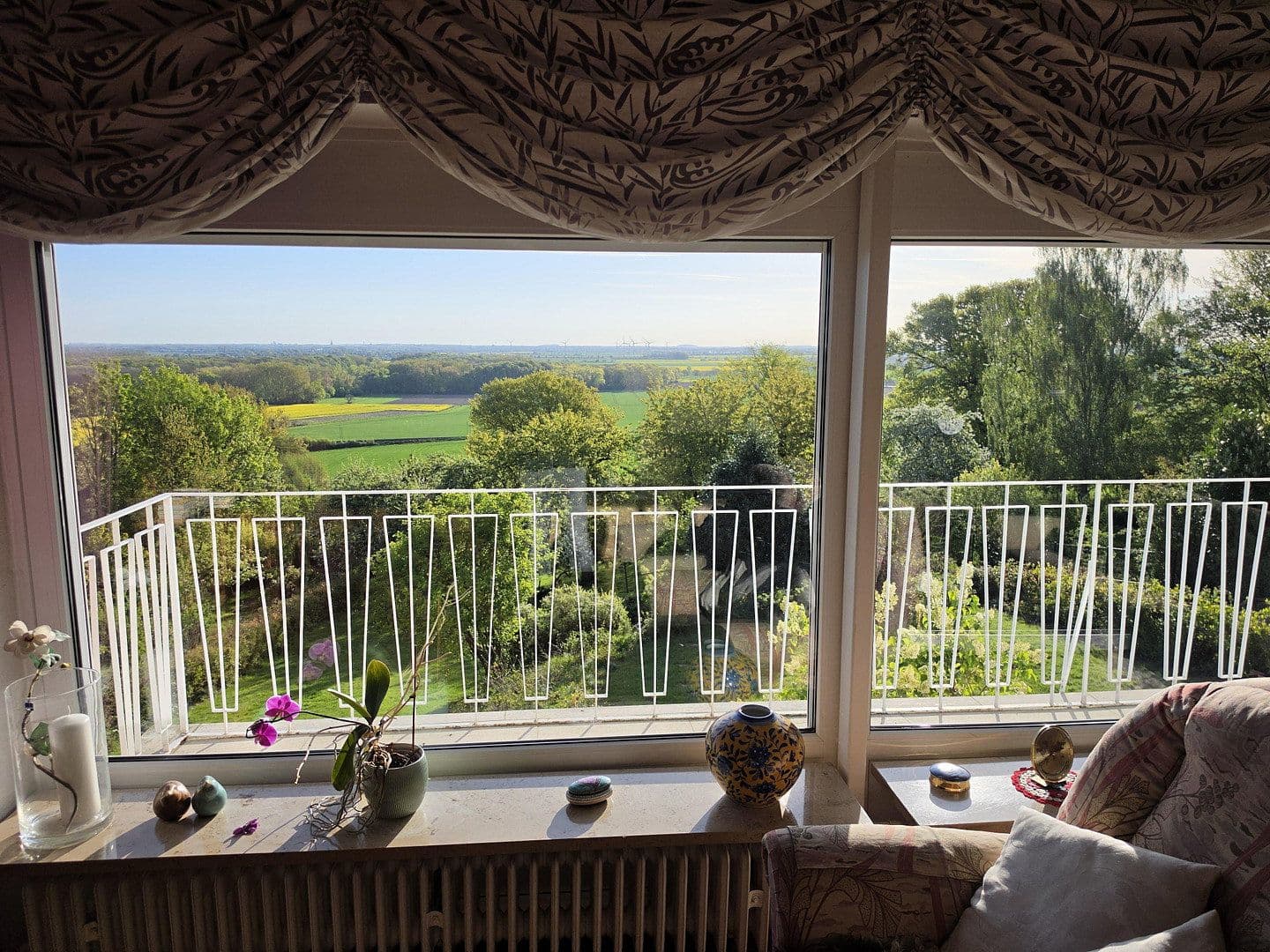 Predaj domu 300 m², pozemok 1.667 m², Springe, Dolné Sasko Predaj domu 300 m², pozemok 1.667 m², Springe, Dolné Sasko