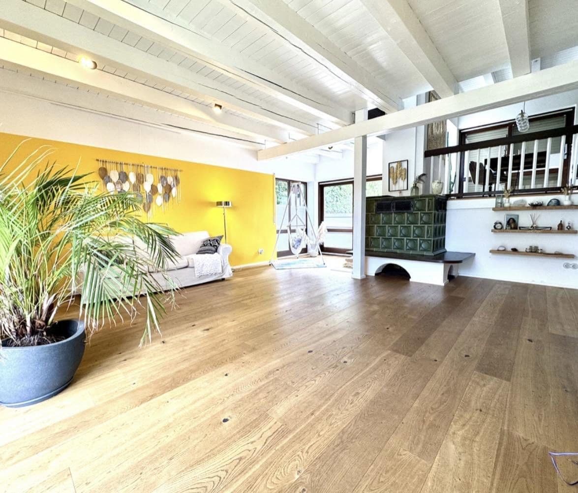 Predaj domu 286 m², pozemok 450 m², Höchberg, Bavorsko Predaj domu 286 m², pozemok 450 m², Höchberg, Bavorsko
