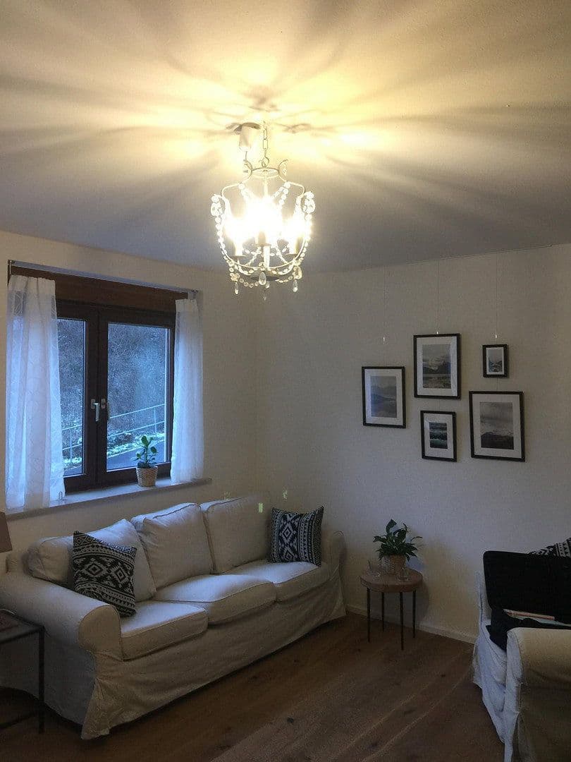 Predaj domu 286 m², pozemok 450 m², Höchberg, Bavorsko Predaj domu 286 m², pozemok 450 m², Höchberg, Bavorsko