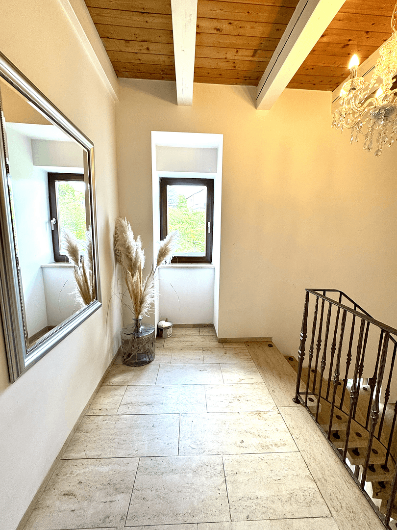 Predaj domu 286 m², pozemok 450 m², Höchberg, Bavorsko Predaj domu 286 m², pozemok 450 m², Höchberg, Bavorsko
