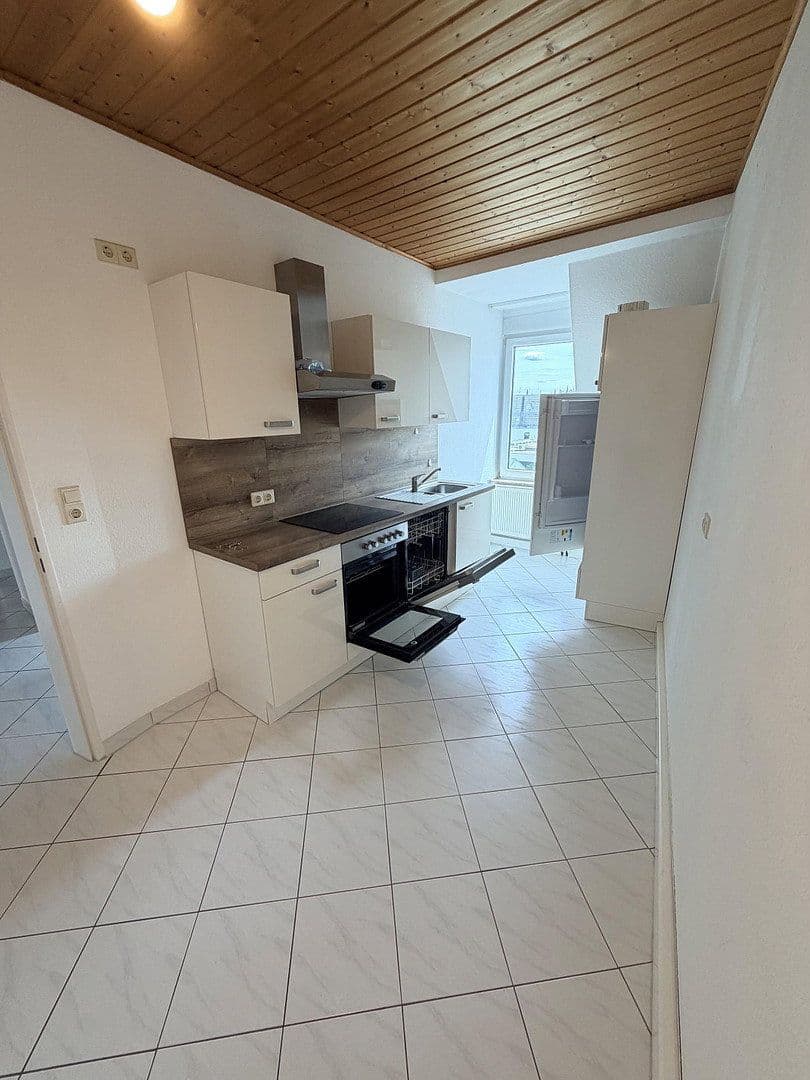 Prenájom bytu 2-izbový 62 m², Nürnberg, Bavorsko Prenájom bytu 2-izbový 62 m², Nürnberg, Bavorsko