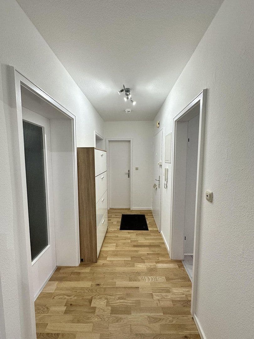 Prenájom bytu 1-izbový 70 m², Leopoldstr 57, München, Bavorsko Prenájom bytu 1-izbový 70 m², Leopoldstr 57, München, Bavorsko