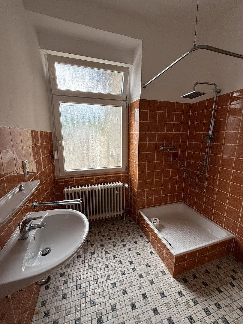 Predaj domu 262 m², pozemok 376 m², In der Märtschelt 8, Cochem, Porýnie-Falcko Predaj domu 262 m², pozemok 376 m², In der Märtschelt 8, Cochem, Porýnie-Falcko