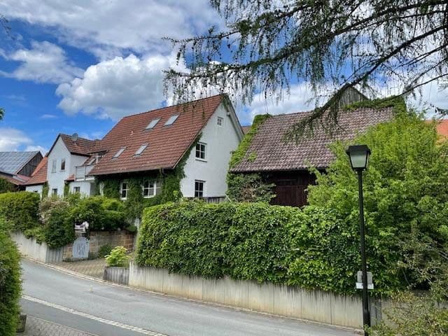 Predaj domu 150 m², pozemok 526 m², An der Wirts 1, Lichtenfels, Bavorsko Predaj domu 150 m², pozemok 526 m², An der Wirts 1, Lichtenfels, Bavorsko