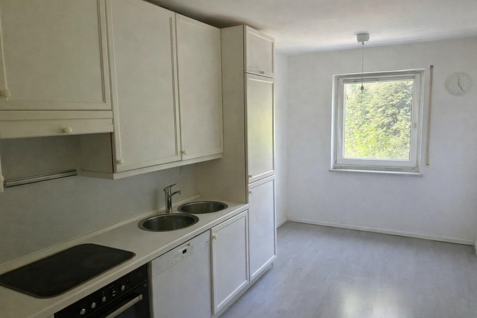 Prenájom bytu 3-izbový 117 m², Bemediktenwandstraße 5, München, Bavorsko Prenájom bytu 3-izbový 117 m², Bemediktenwandstraße 5, München, Bavorsko