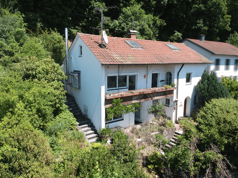 Predaj domu 125 m², pozemok 866 m², Obere Zeiselbergstraße 23, Schwäbisch Gmünd, Bádensko-Wurttembersko Predaj domu 125 m², pozemok 866 m², Obere Zeiselbergstraße 23, Schwäbisch Gmünd, Bádensko-Wurttembersko