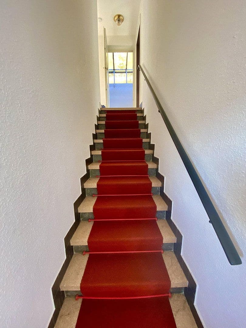 Predaj domu 125 m², pozemok 866 m², Obere Zeiselbergstraße 23, Schwäbisch Gmünd, Bádensko-Wurttembersko Predaj domu 125 m², pozemok 866 m², Obere Zeiselbergstraße 23, Schwäbisch Gmünd, Bádensko-Wurttembersko