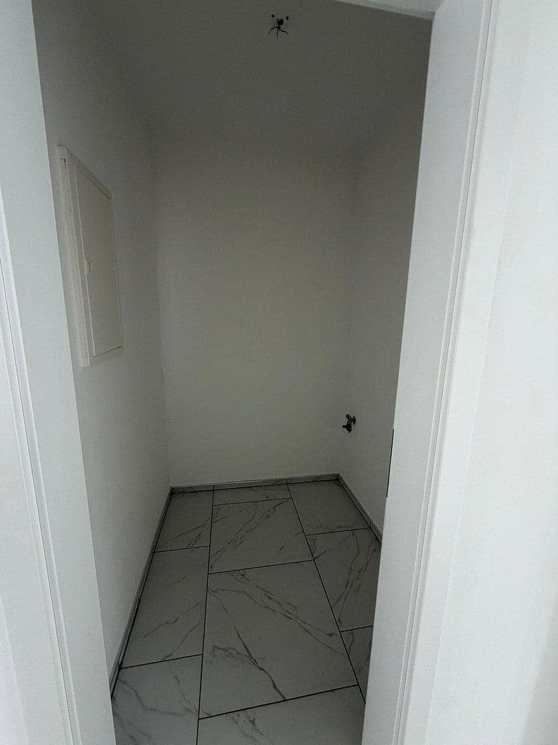 Prenájom bytu 2-izbový 60 m², Rhoderweg 16, Olpe, Severné Porýnie - Westfálsko Prenájom bytu 2-izbový 60 m², Rhoderweg 16, Olpe, Severné Porýnie - Westfálsko
