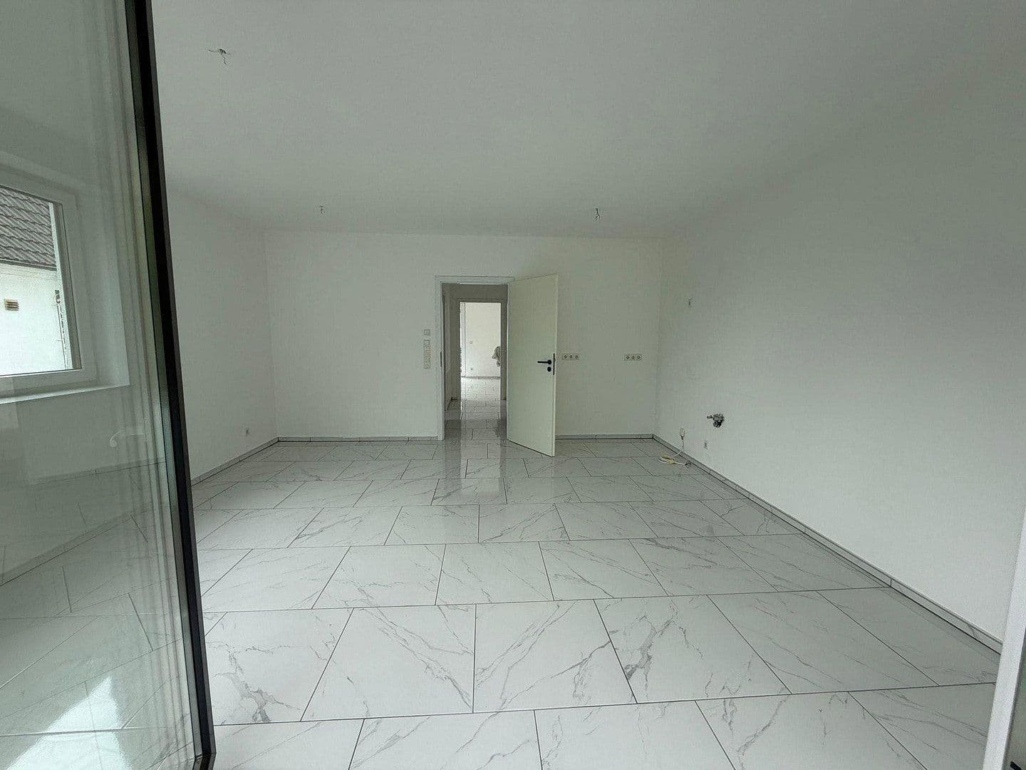 Prenájom bytu 2-izbový 60 m², Rhoderweg 16, Olpe, Severné Porýnie - Westfálsko Prenájom bytu 2-izbový 60 m², Rhoderweg 16, Olpe, Severné Porýnie - Westfálsko