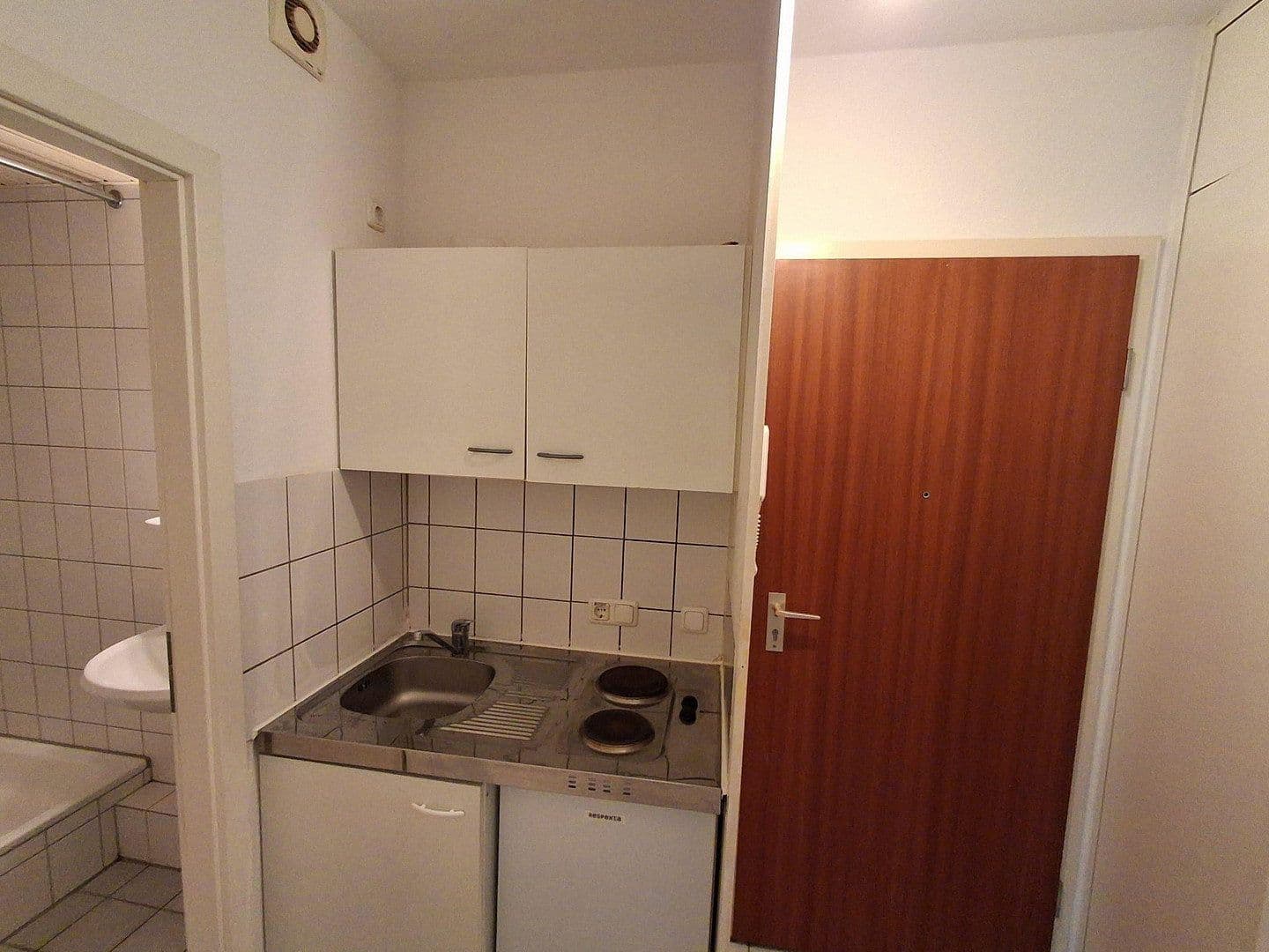 Prenájom bytu 1-izbový 26 m², Bäuminghausstr. 153, Essen, Severné Porýnie - Westfálsko Prenájom bytu 1-izbový 26 m², Bäuminghausstr. 153, Essen, Severné Porýnie - Westfálsko