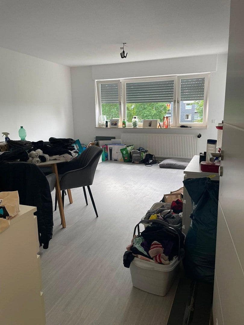 Prenájom bytu 3-izbový 79 m², Remscheid, Severné Porýnie - Westfálsko Prenájom bytu 3-izbový 79 m², Remscheid, Severné Porýnie - Westfálsko