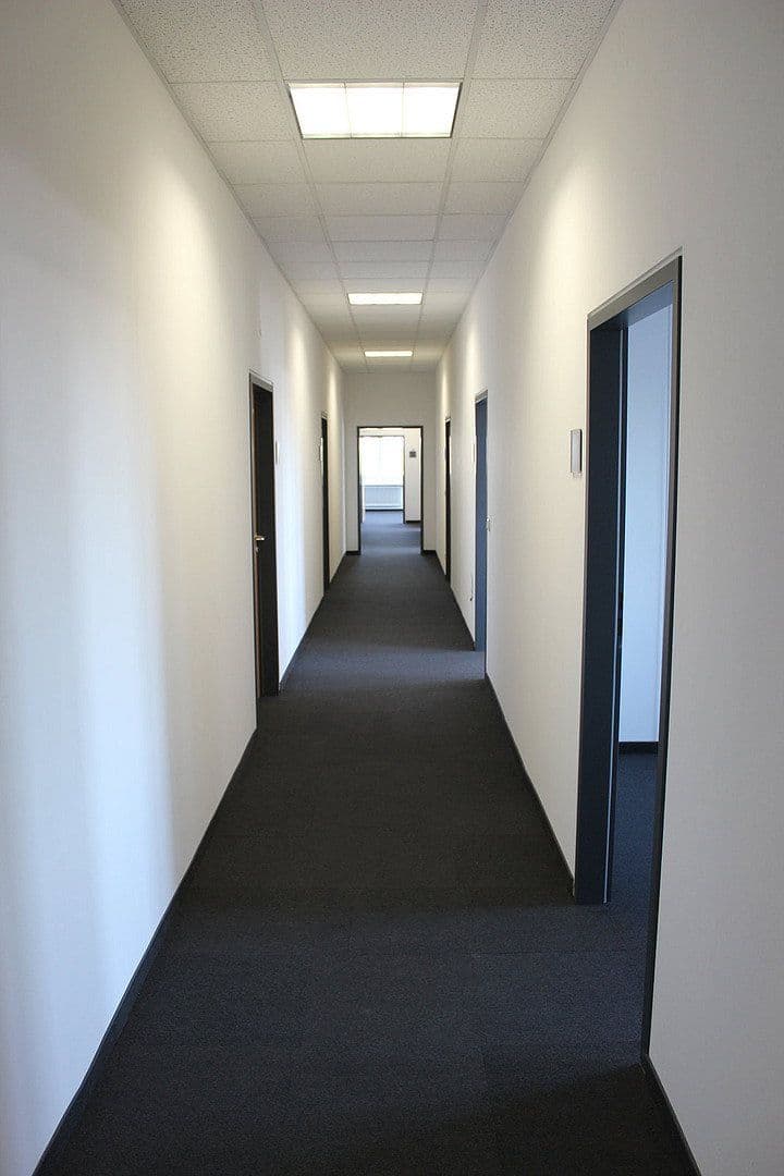 Prenájom kancelárie 26 m², Brixenerstr. 8, Augsburg, Bavorsko Prenájom kancelárie 26 m², Brixenerstr. 8, Augsburg, Bavorsko