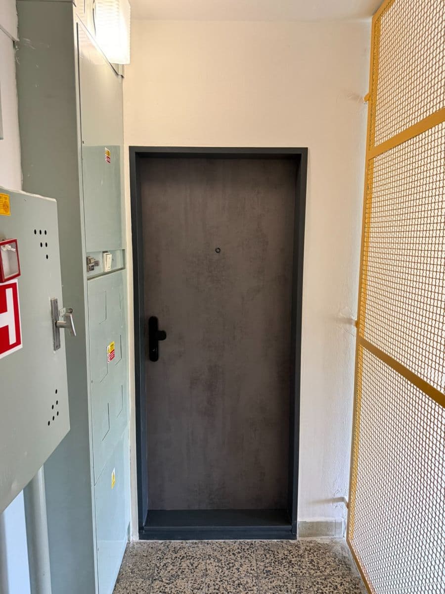 Predaj bytu 3-izbový 60 m², Brandlova, Hodonín, Jihomoravský kraj Predaj bytu 3-izbový 60 m², Brandlova, Hodonín, Jihomoravský kraj